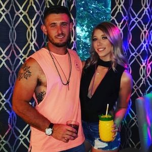 Meet your Posher, Victoria